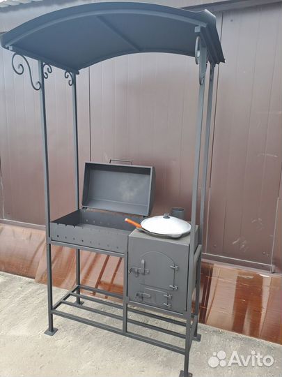 Мангал с крышей