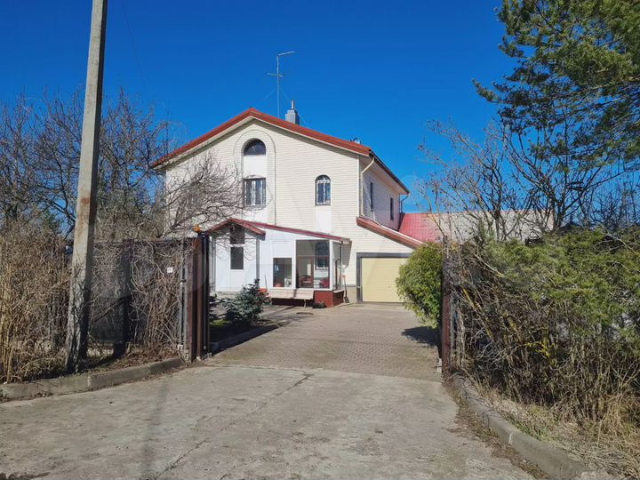 Коттедж 310 м² на участке 14,4 сот.