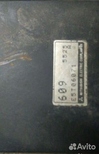 Корпус фильтра Мицубиси Галант Е5