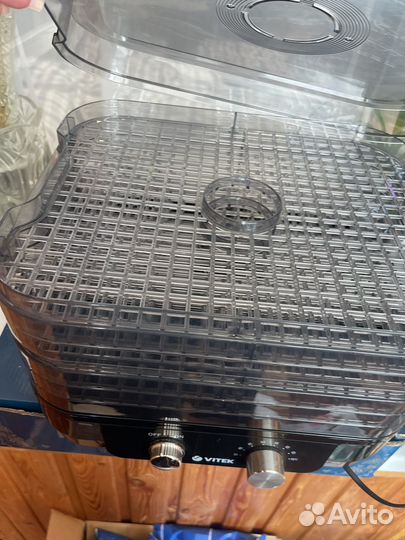 Сушилка для овощей и фруктов vitek