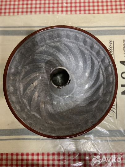 Большая эмалированная форма для кекса