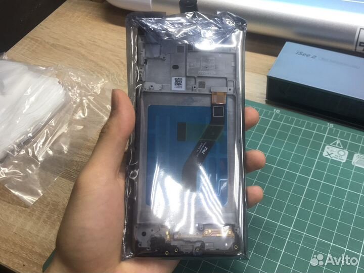 Дисплеи для iPhone, Samsung и Xiaomi