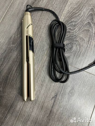 Выпрямитель для волос