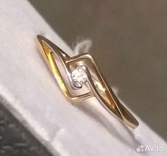 585 кольцо р.16 с бриллиантом 0,028ct Новое