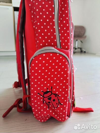 Рюкзак школьный для девочки новый