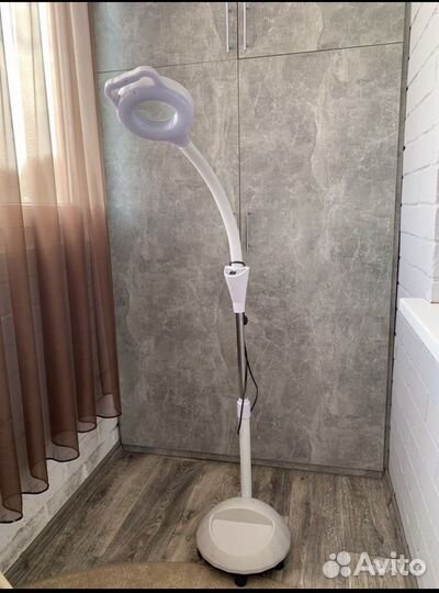 Лампа лупа напольная