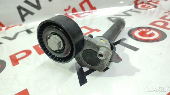 Натяжитель обводного ремня Volkswagen Passat 3C5