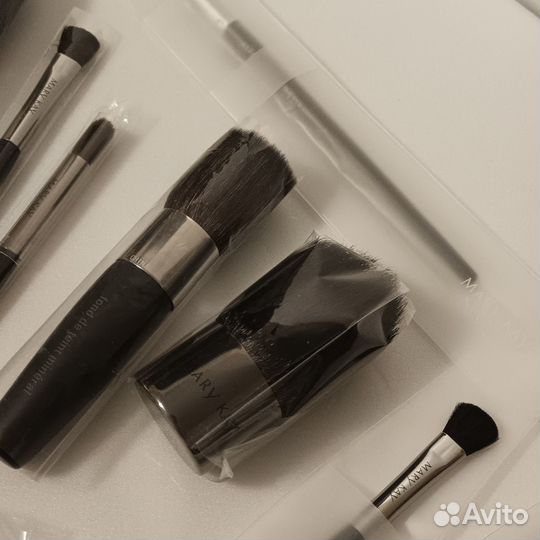 Кисти для макияжа
