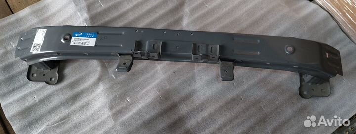 Усилитель переднего бампера Haval F7