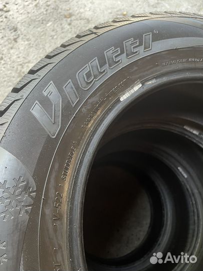 Viatti Brina Nordico V-522 215/60 R16 95T