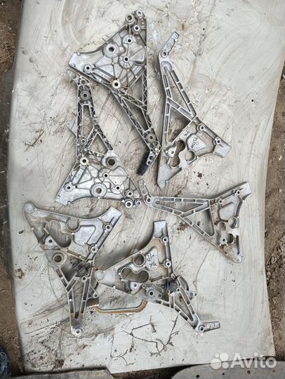 Кронштейны подножек yamaha fj 1200 fj 1100