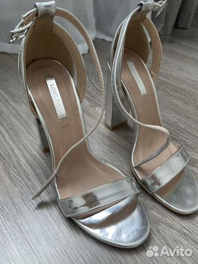 Босоножки 36