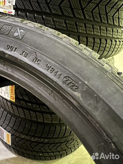Pirelli Scorpion Winter 295/35 R21 и 315/30 R22