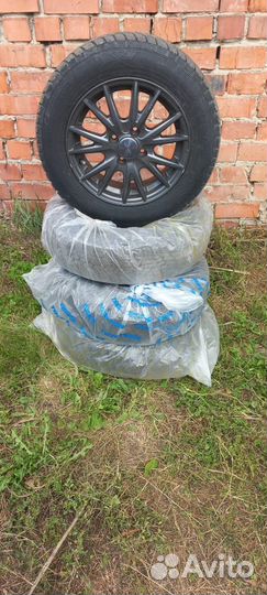 Goodyear Ice Navi 8 165/70 R14