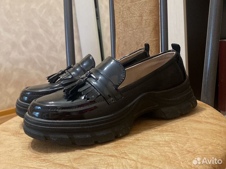 Лоферы женские 35 размер