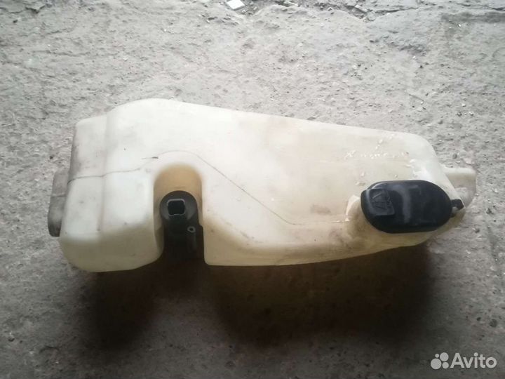 Бачок омывателя Renault Logan, Duster