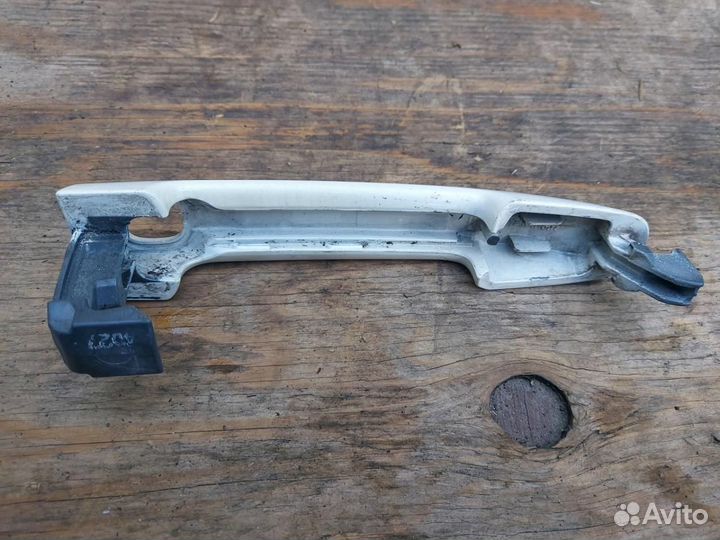 Ручка наружная двери передней Toyota Prius 2 NHW20