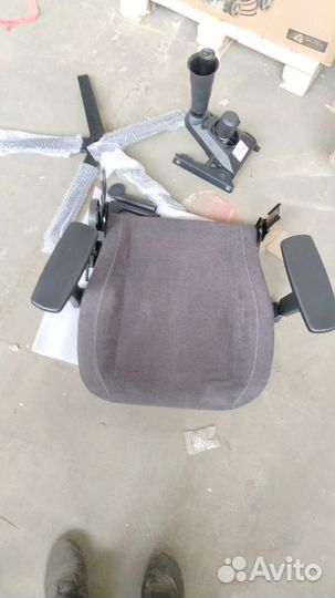 Компьютерное кресло для геймеров Arozzi Vernazza