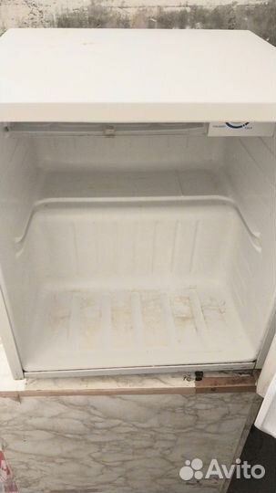 Холодильник 