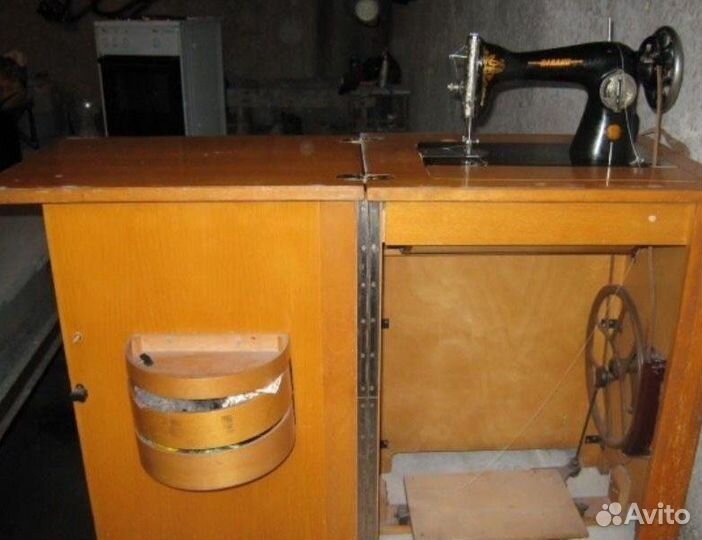 Машинка швейная 