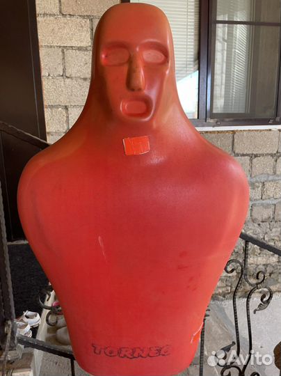 Боксерский манекен герман