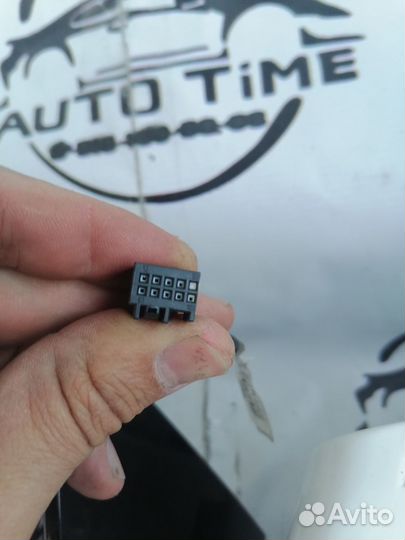 Зеркало правое и левое mercedes 207