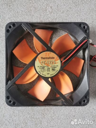 Корпусные Arctic Cooling PWM 92м Thermaltake 120мм