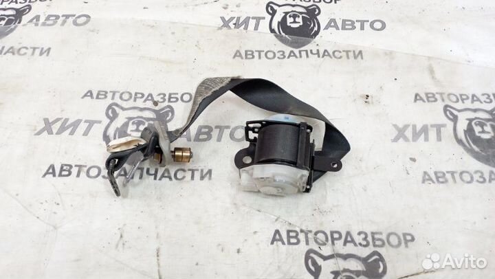 Ремень безопасности задний Mitsubishi Lancer 9