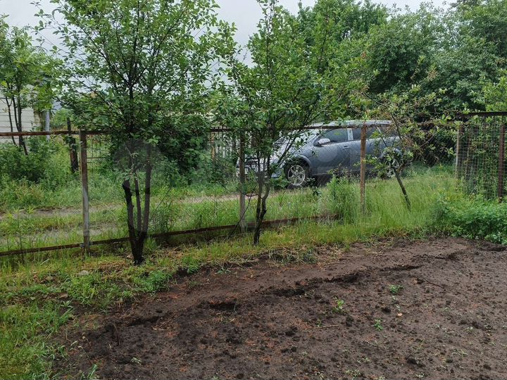 Дача 20 м² на участке 4 сот.