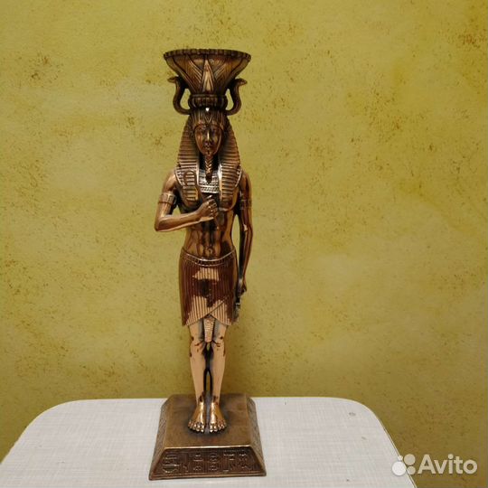 Статуэтка-подсвечник Фараон