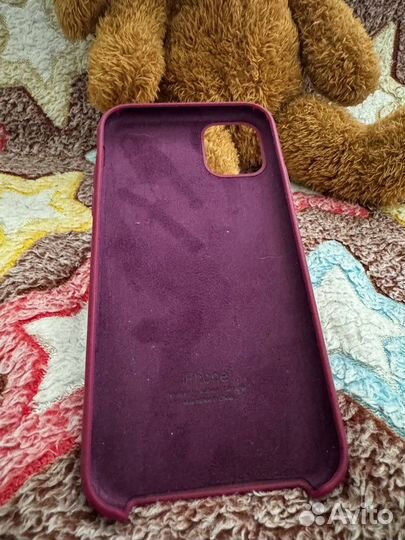 Чехол на iPhone 11