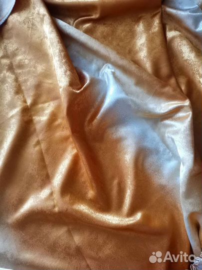 Шторы золотистые с градиентом