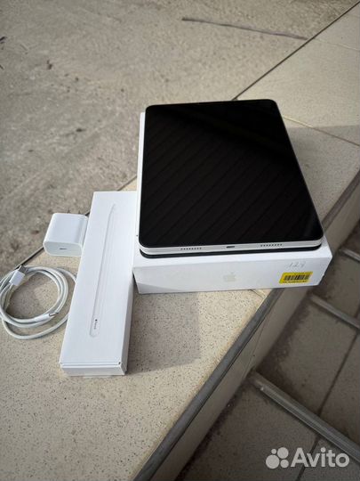 iPad pro 11 m2 128gb с Pensil и чехлом