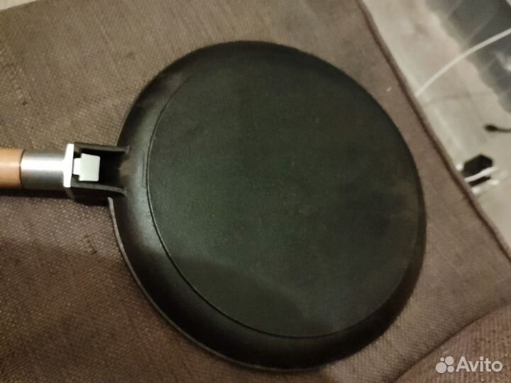 Чугунная сковорода блинная 24см