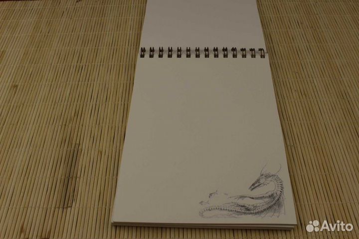 Дизайнерский блокнот с драконами