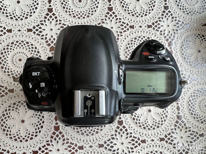 Nikon D3s + Nikon 24-70 ED 2.8