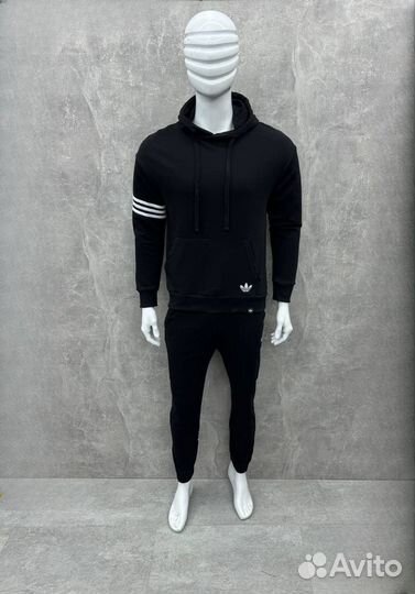 Спортивный костюм Adidas