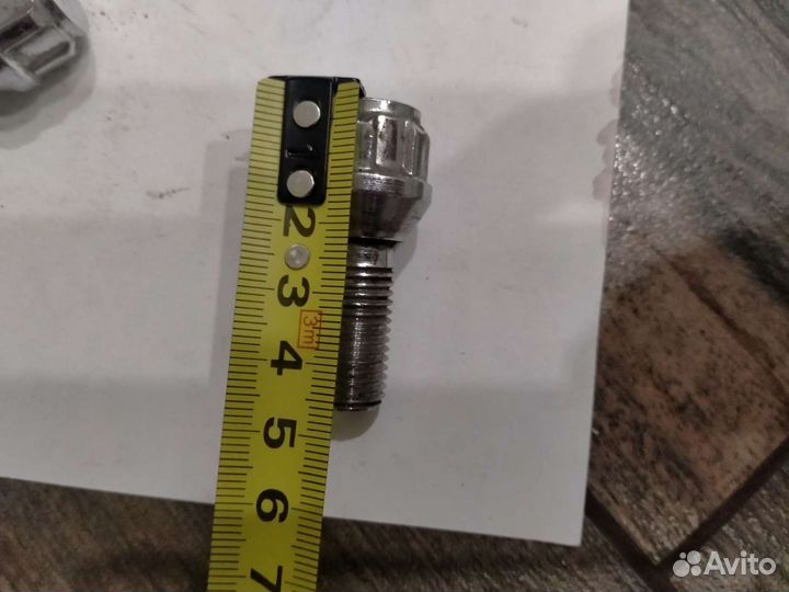 Болты для колёс