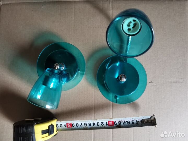 Светильники бра голубые и красный