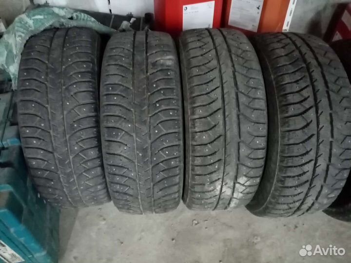 Bridgestone Ice Cruiser 7000 205/55 R16