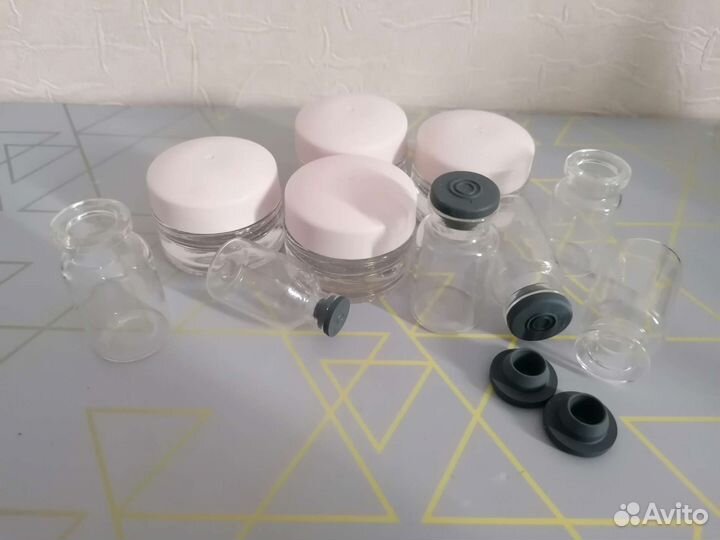 Маленькие баночки бутылочки