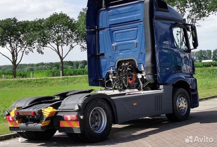 В разборке грузовик Mercedes,Actros mpiv с 2013