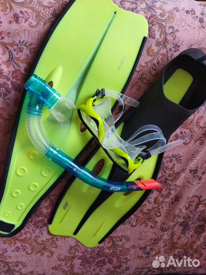 Ласты и маска с трубкой