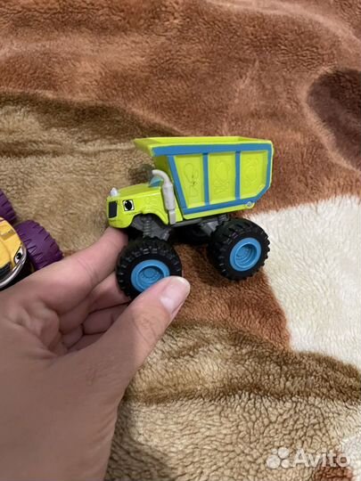 Вспыш и чудо машинки