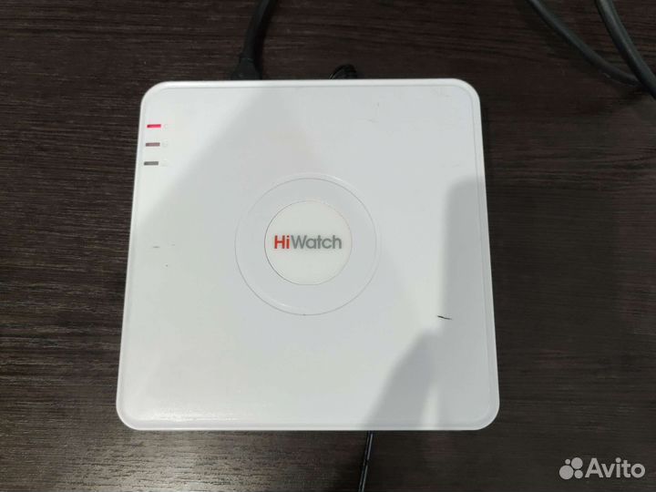 4-кан Ip видеорегистратор Hiwatch DS-N104