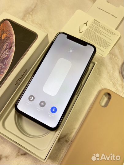 iPhone Xs, 256 ГБ