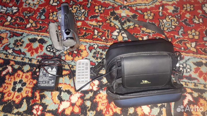 Видеокамера canon