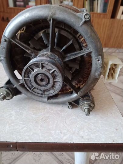 Двигататель стиральной машины