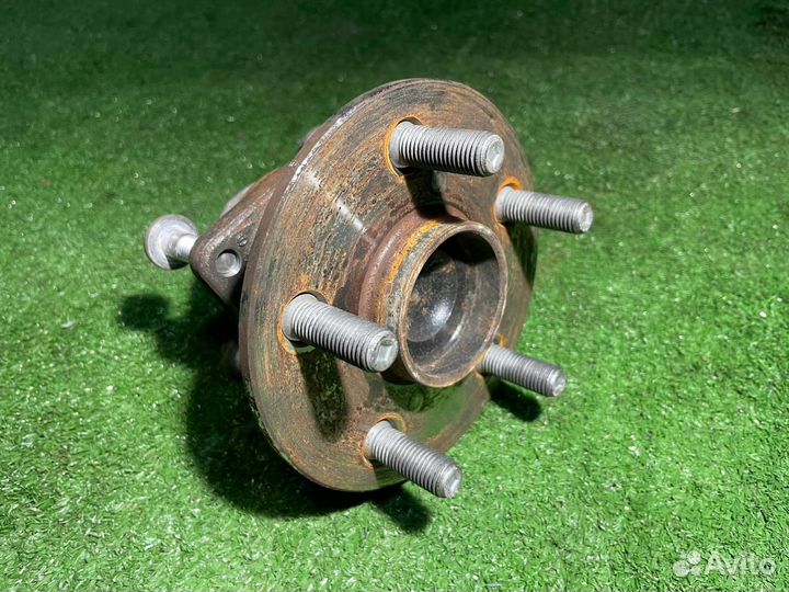 Ступица задняя Toyota Avensis AZT251 2AZ-FSE 2007