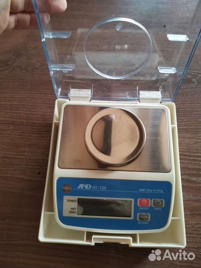 Весы электронные AND ht-120